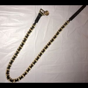 Women’s- Size S/M Gold & Black Chain Belt